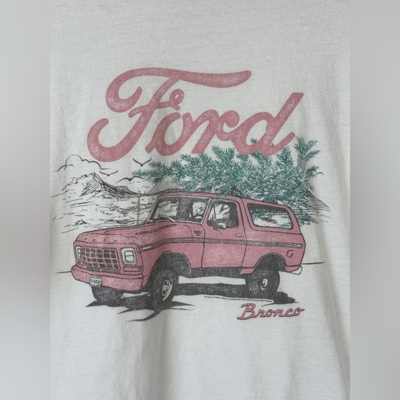 Abercrombie Bronco Boyfriend graphic tee short sleeve crewneck ford Tshirt top - Picture 4 of 8